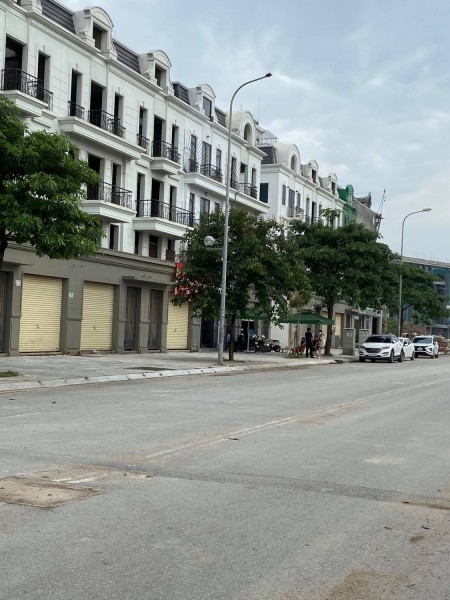 Đi đến slide 4