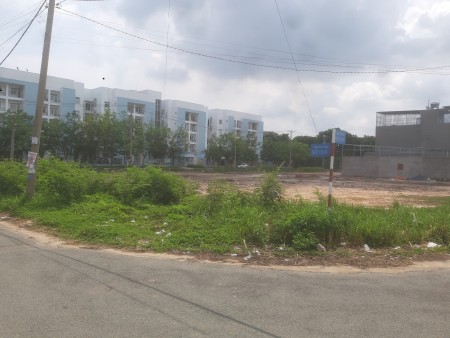 CẦN BÁN 2 LÔ ĐẤT NGAY KCN TÂN ĐỨC , TT ĐỨC HÒA, 5X25M GIÁ TT 400TR - 8X25M GIÁ TT 580TR , SHR