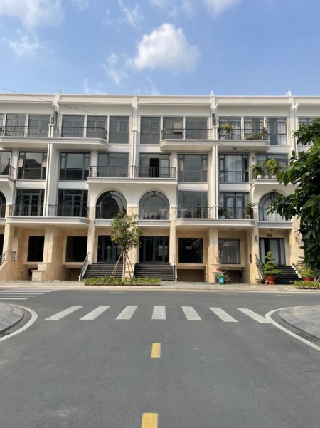 Đi đến slide 4
