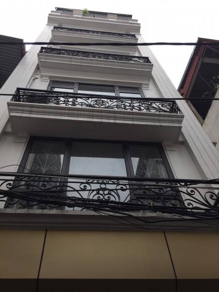 Bán nhà 5 tầng- cực phẩm đường Bát Khối, Long Biên