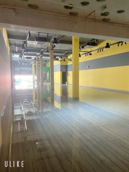 Cho thuê nhà mặt tiền đường Hải Phòng Thanh Khê Đà Nẵng ngang 8m giá tốt 220m2