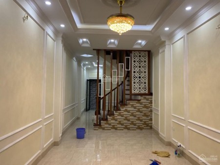 Bán nhà ngõ quỳnh Bạch Mai khu dân trí cao ô tô đỗ cửa 40m2 5 tầng 5 tỷ
