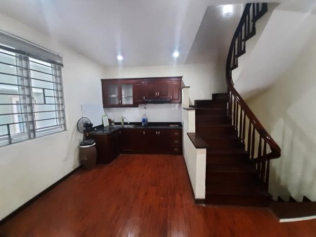 BÁN NHÀ QUẬN THANH XUÂN. 5 TẦNG, LÔ GÓC, KD, NGÕ BA GÁC, GIÁ 3.95 TỶ!