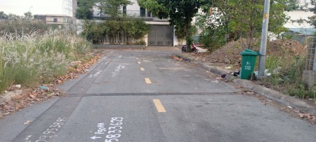 Bán Lô P48 Tách 120m2 KDC Đảo Kim Cương, Quận 2 giá 200tr/m2