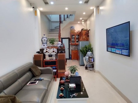 QUÁ HOT NHÀ MỚI QUANG TRUNG 5 TẦNG CHỈ 4 TỶ