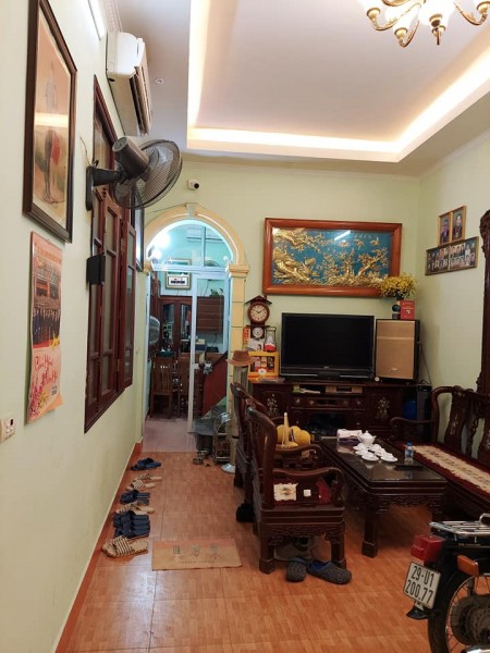 50tr/m2, Cực Hiếm, Nhà Hoàng Mai, 52m2, MT 4m, Giá chỉ 2,75 Tỷ.