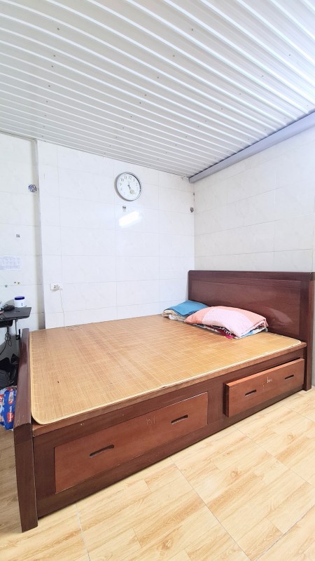 1,32 TỶ CÓ NHÀ TRUNG TÂM MAI DỊCH(CG),DT 45M2, K CÓ CĂN THỨ 2