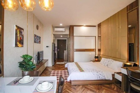 Cần bán rất gấp căn 2PN + 69m2, giá 2,430 tỷ rẻ nhất Vinhomes Grand Park, LH: 0932024358