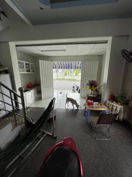 Qúa Rẻ Quận 7,Nguyễn Văn Linh,45m2,4 tầng,Gía 5,6 tỷ