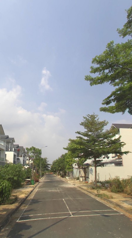 ViB thanh lý nền đất KDC Hoàng Gia Phương Nam, Quận 7, giá 9.8 tỷ DT 180m2 - 200m2