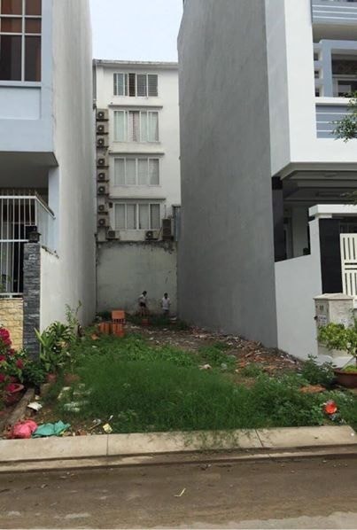 BÁN GẤP LÔ ĐẤT ĐƯỜNG VÕ VĂN VÂN, BÌNH CHÁNH, 120M2, 2 TỶ750 , SHR 0977437248