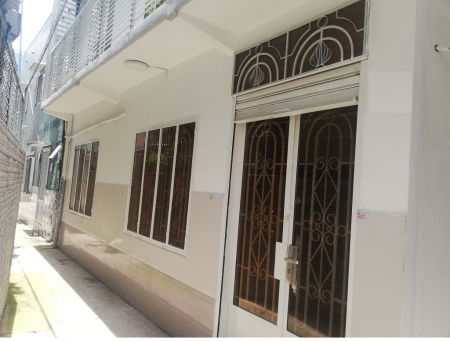 Nhà chiều ngang rộng 7,5 mét, giáp đại lộ Phạm Văn Đồng bán nhanh 3,65 tỷ