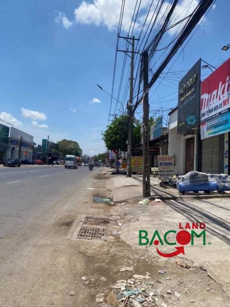 BÁN ĐẤT TẶNG NHÀ C4 MẶT TIỀN QL1A P. TÂN BIÊN