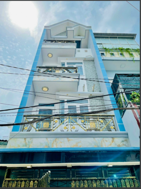 Bán Nhà đường Quang Trung, P8, Gò Vấp, đẹp, rộng rãi sang trọng.