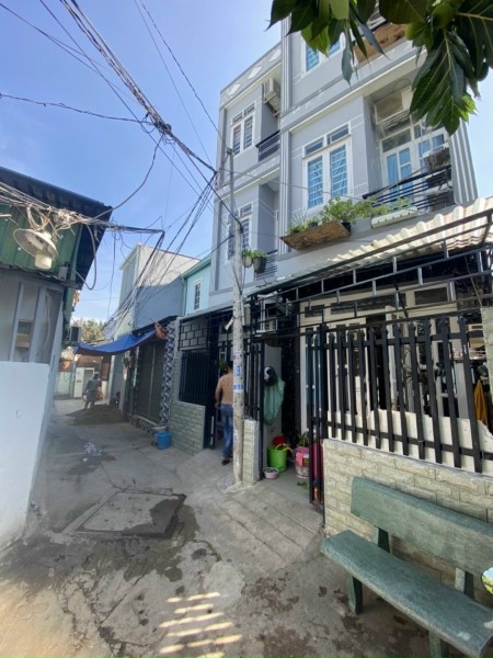 Nhà sổ riêng đã có sẵn 2 căn nhà riêng biệt hẻm 226 Nguyễn Bình, Phú Xuân, Nhà Bè