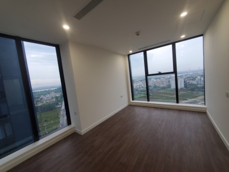 Bán căn góc S4 - 02 Sunshine City, tầng cao giá tốt, view sông Hồng cầu Nhật Tân - 0974606535