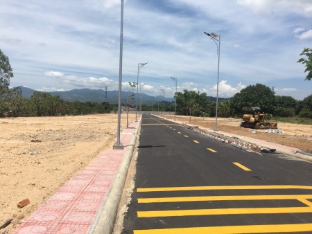 Đổ Nợ Bán Gấp Đất Nền Gần Biển Tại Cam Lâm- Khánh Hòa Chỉ 950/Nền