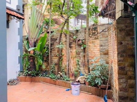 Ô tô qua nhà, kinh doanh, Đội Cấn, Ba Đình 85m2x4 tầng, mặt tiền 5,8m, 4 mặt thoáng