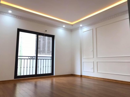 NHÀ VIP PHÚ DIỄN NGÕ PHỐ Ô TÔ TRÁNH, SỔ PHÂN LÔ ĐẸP, 4 TẦNG GIÁ 3,3 TỶ