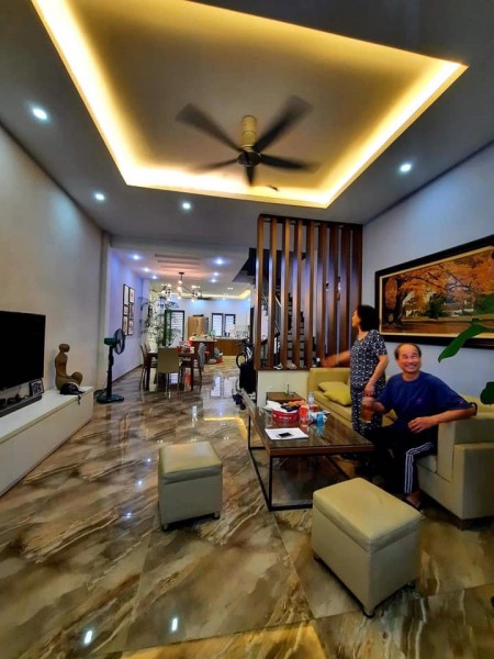 Bán nhà khu phân lô cán bộ cấp cao hộ khẩu Ba Đình thoáng trước sau