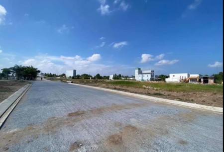 Chuyển nhượng nhanh nền từ chủ đầy tư