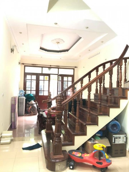 Bán Nhà Phân Lô Định Công Thượng 74m2, Ô Tô Tránh, Lô Góc 3 Mặt Thoáng, Nội Thất Gỗ, MT 4m