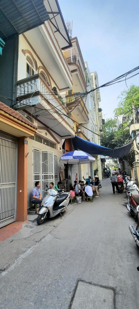 Hoàng Hoa Thám. Ba Đình MẶT NGÕ THÔNG Ô TÔ KINH DOANH 40m2 chỉ 5.8 tỷ