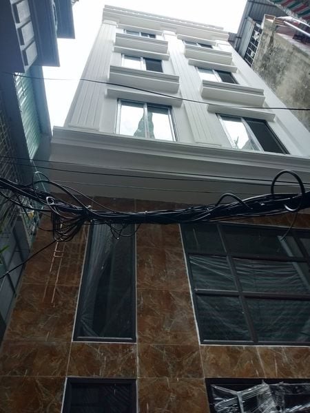 SIÊU PHẨM NHÀ MỚI SIÊU ĐẸP LÔ GÓC DỌN VỀ Ở LUÔN