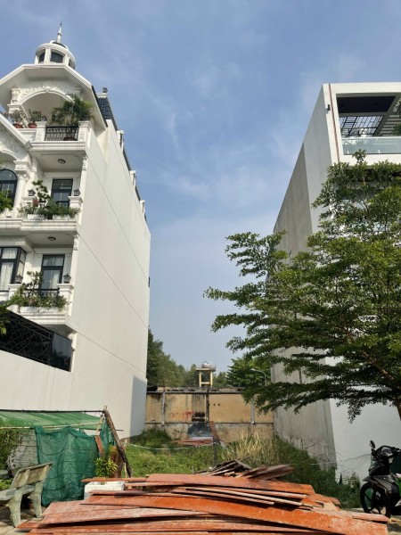 Bán khuôn đất mặt tiền Phan Huy Ích, P15, Tân Bình, DT: 5x20m Giá: 5.8 tỷ, sổ riêng GPXD: Hầm 8 lầu