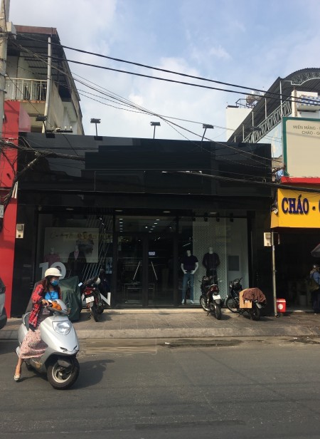 Nhà mặt tiền đ.Cây Trâm ngang 8m Trống suốt