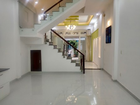 Giáp Quận 1, Bán nhà gấp Võ Duy Ninh,hẻm 3m,DT 50m2 chỉ 3tỷ 550
