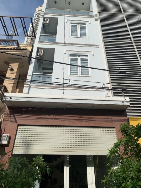 Nhà HXH Nguyễn Hữu Cảnh cạnh Vinhome, Trệt 3 lầu 6 phòng, 4 máy lạnh.