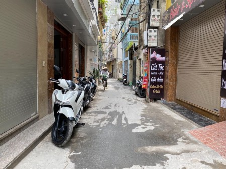 Bán nhà ngõ Mỹ đình 45m2 5 tầng 5.5TY
