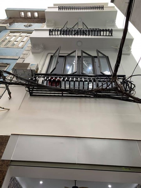 Bán nhà Nguyễn Văn Cừ 46m2 20m ra ô tô Ngõ thông Nhà đẹp Ở ngay