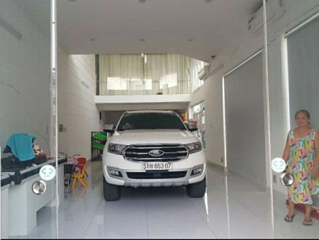 Cho thuê mặt bằng 90m2 góc 2 mặt tiền đường Nguyễn Thị Thập, Quận 7