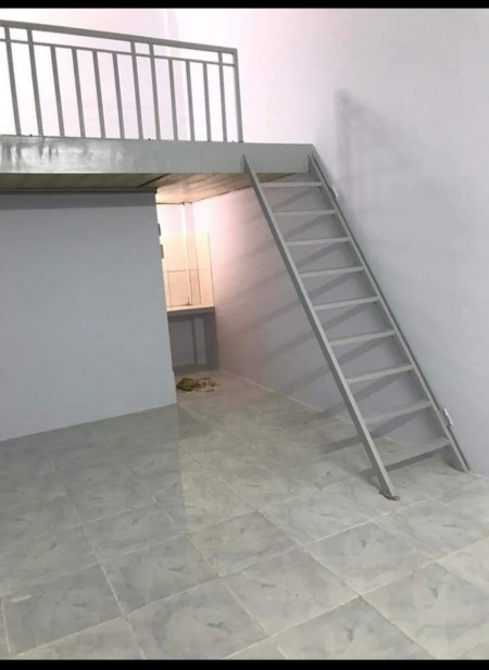 Phòng trọ 33m2 tại 140A Bùi Thị Xuân gần chợ Phạm Văn Hai giá 3 triệu có nơi để xe có gác banlcon cửa sổ