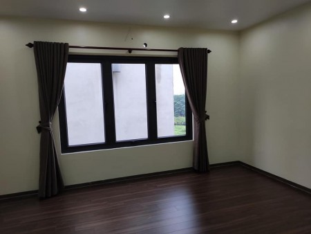 ĐẤT ĐẸP HIẾM KHU VIP X6 THẠCH BÀN CỔ LINH Ô TÔ TRÁNH KINH DOANH ĐỈNH