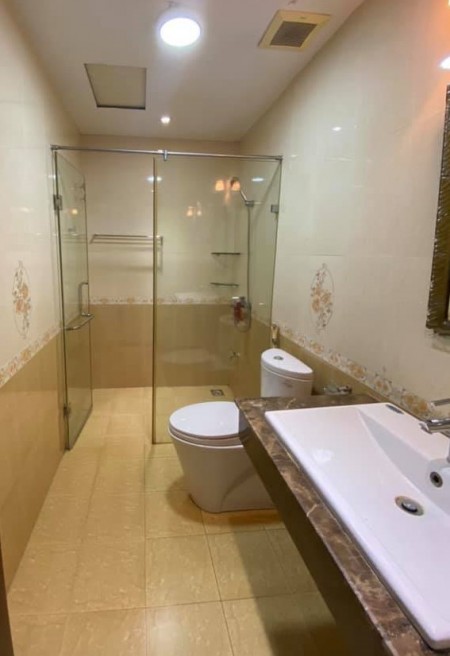 BÁN NHÀ RIÊNG NGÕ VĂN HƯƠNG, QUẬN ĐỐNG ĐA. DT 38M, GIÁ 3.6 TỶ .