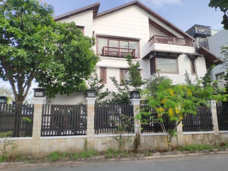 CHO THUÊ VILLA 200M2 TRỆT 2 LẦU 4PN CÓ NTCB BÌNH AN QUẬN 2
