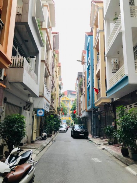 Phân Lô, Ôtô tránh Phố Trung Kính, Q. Cầu Giấy, 79m2x5 tầng.
