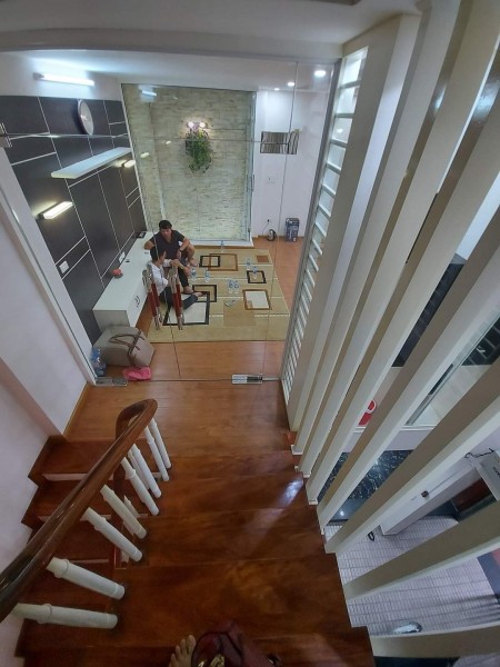 Cán Bộ về quê,tránh dịch để lại căn nhà 52m2*4T Trần Đại Nghĩa tròn 3 tỷ