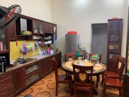 Chủ nhờ bán Gấp nhà Dương Văn Bé DT 60m giá 5,6 tỷ