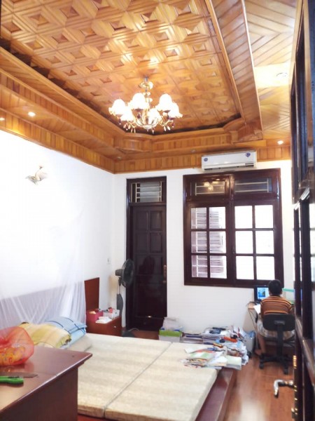 BÁN NHÀ PHÂN LÔ MAI DỊCH, ÔTÔ ĐỖ CỬA, NỘI THẤT GỖ CỰC ĐẸP, CHỈ 7,9 TỶ(Lh: 0368422168)