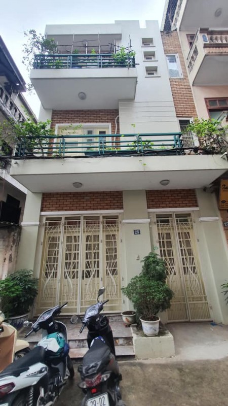 BÁN NHÀ DƯỜNG VŨ TRỌNG PHỤNG 53M 3 TẦNG 5,8M MẶT TIỀN GIÁ 10TY ( KINH DOANH )
