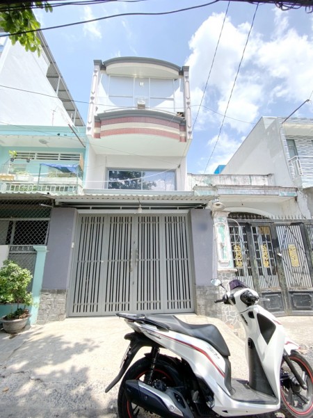 Nhà (4*15m) lửng, lầu, hẻm xe ôtô 453 Bùi Minh Trực P6 Q8