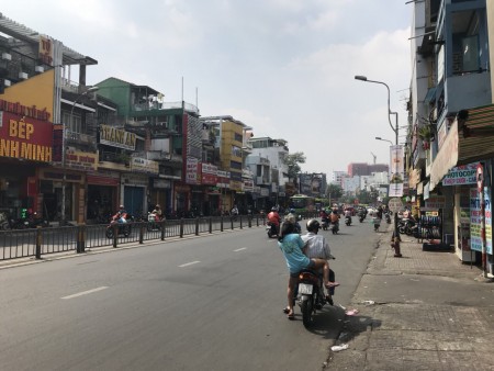 Cần bán gấp nhà mặt tiền Lý Thái Tổ có diện tích 47 m2 nằm ở Phường 1 Quận 3 Tp Hồ Chí Minh