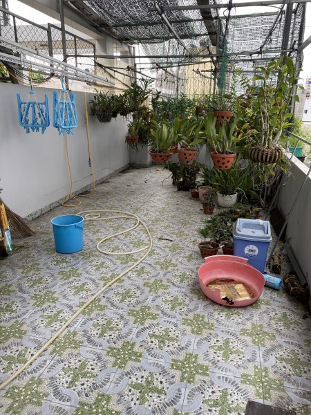 Nhà Nguyên căn lưng ĐH Văn Lang cs2 1pk 1pb 4pn 5wc st trước sau