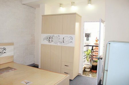 Cho thuê phòng rộng 22m2, ở 2 người, có máy lạnh, Gò Vấp