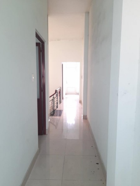 Bán gấp nhà đường Nguyễn Văn Quá, Đông Hưng Thuận Q12, 81m2 giá 5,5 tỷ TL.