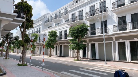 Bán Nhà Phố Thương Mại Vincom Shophouse Thái Hòa, Nghệ An